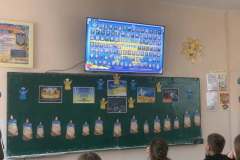 День-Героїв-Небесної-Сотні-у-6-А-класі_4