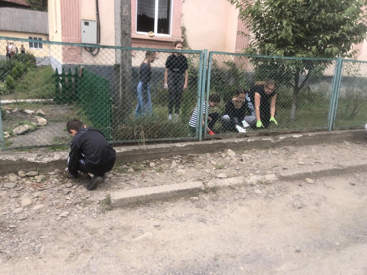 22