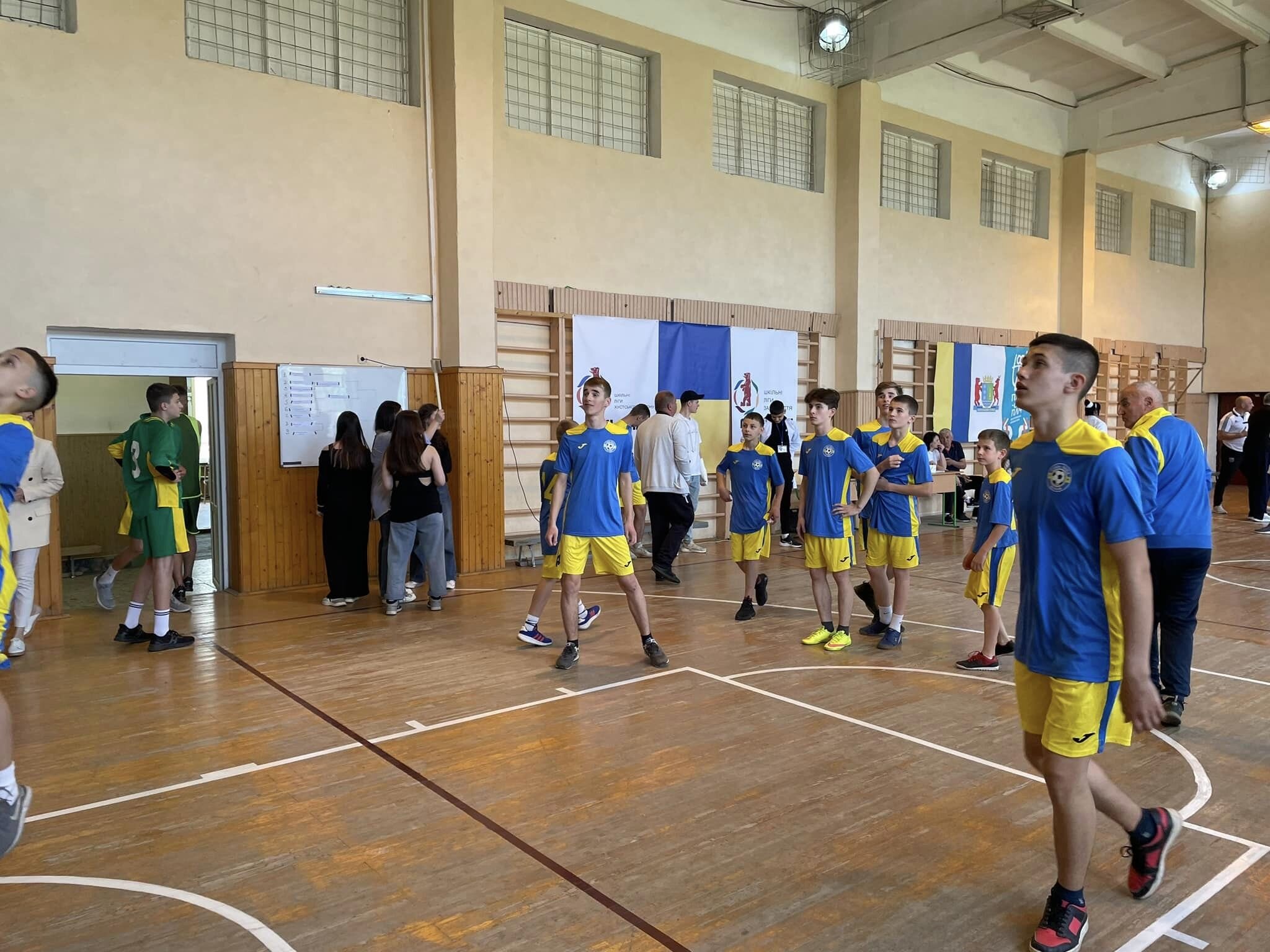 7