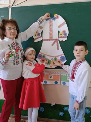 3